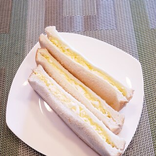 たまご の サンドイッチ